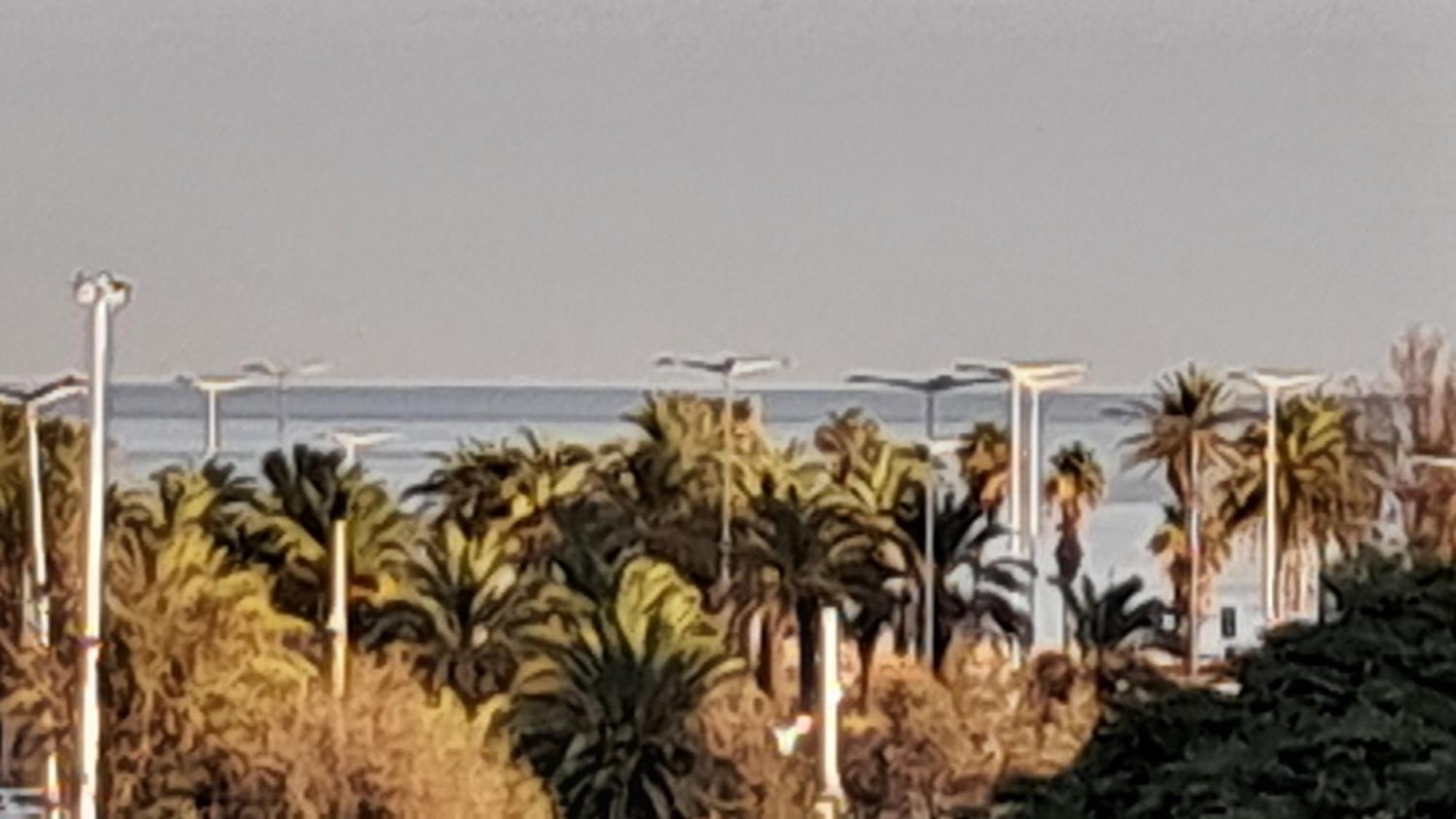 Modern Apartment, With Parking, Close To The Beach!! Appartement