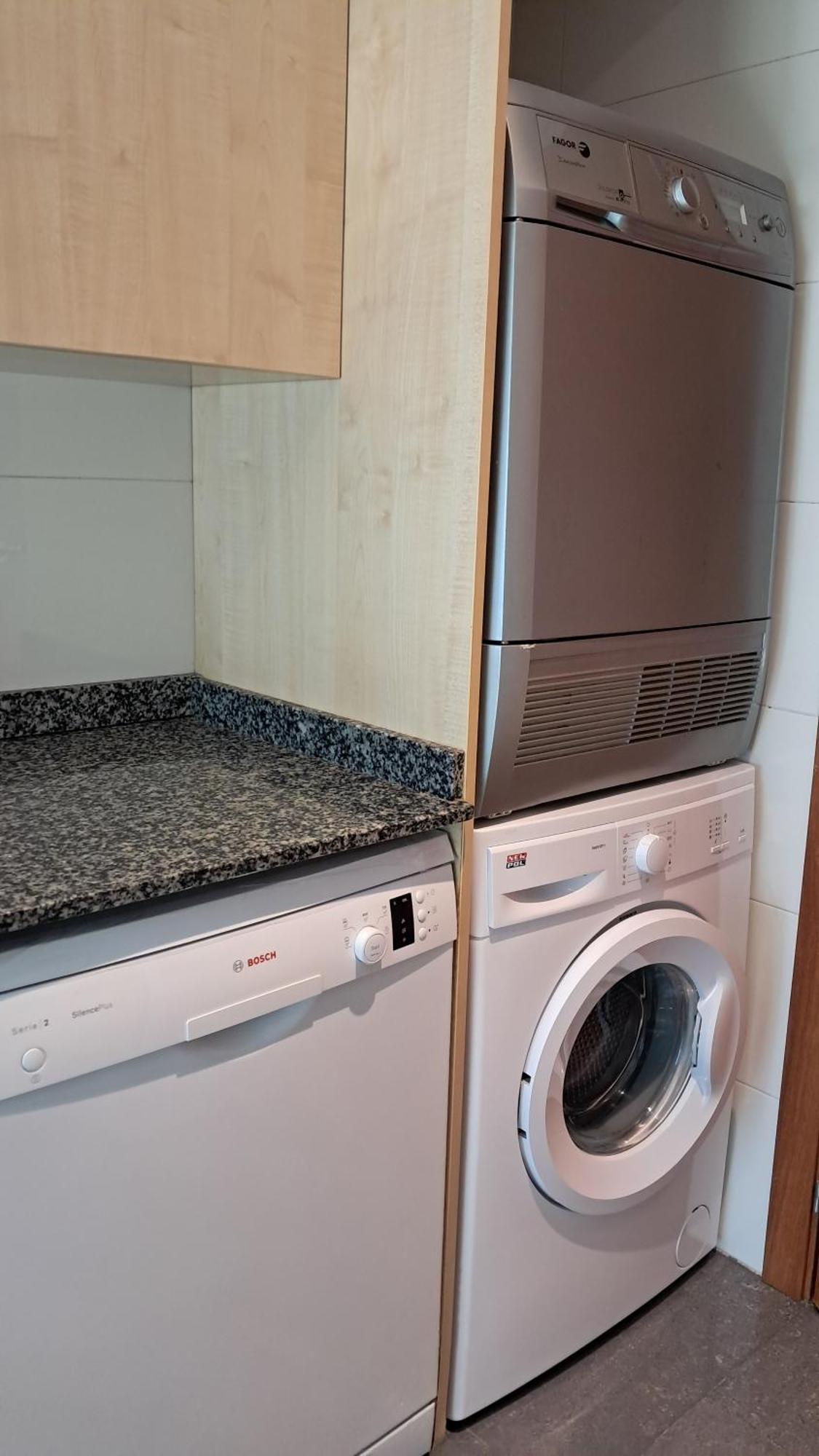 Modern Apartment, With Parking, Close To The Beach!! Sant Adria de Besos
